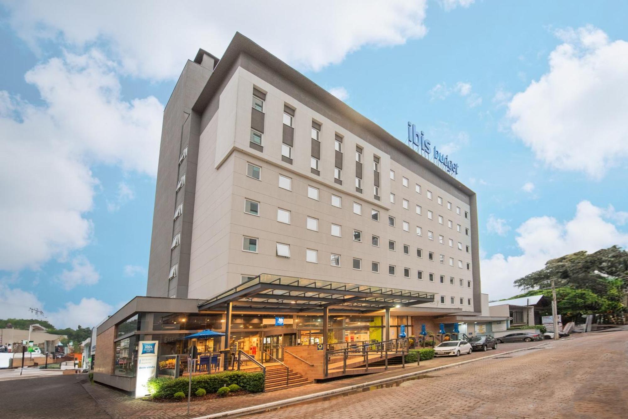 ibis budget Blumenau Bagian luar foto